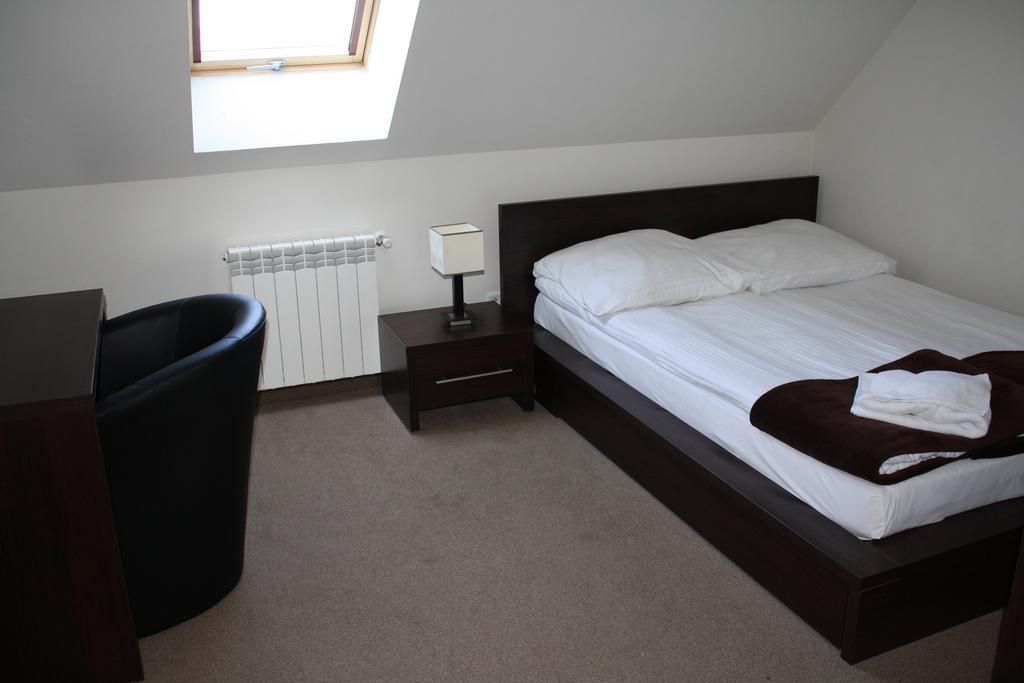 Hotel Marina Gorklo - Zurawi Kat Habitación foto