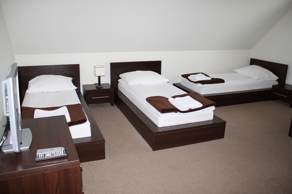Hotel Marina Gorklo - Zurawi Kat Habitación foto